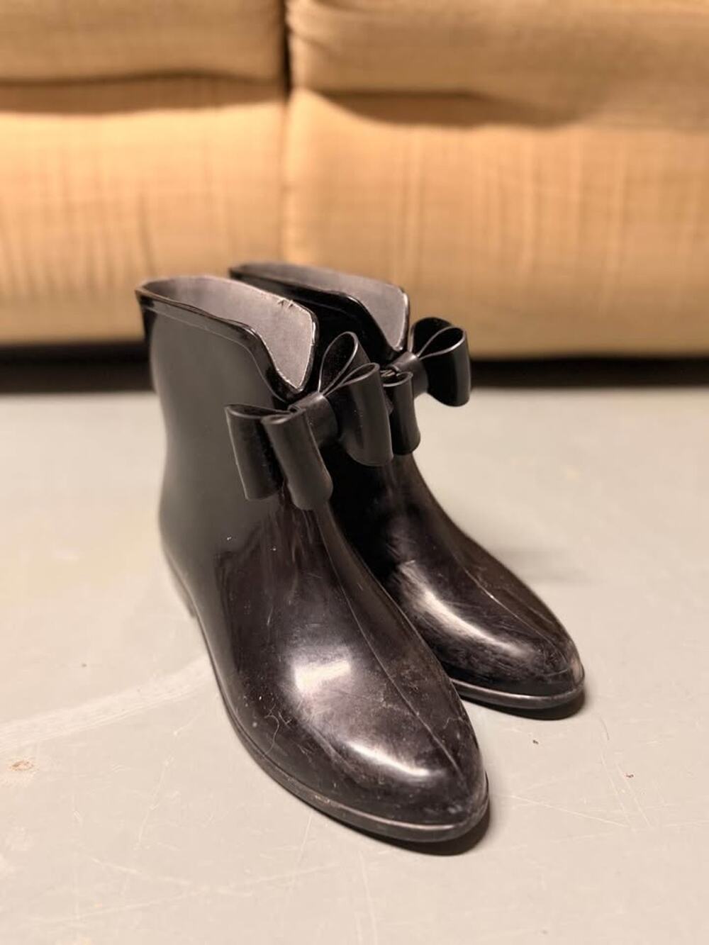 Ted Baker Black Bow Rain Boots- Size 8